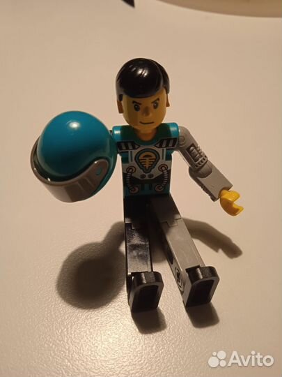 Фигурка Техник