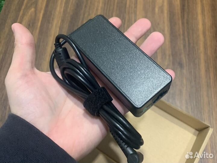 Новый Блок питания lenovo 20v 2.25a 4.0x1.7