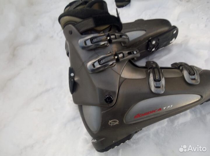 Продам горнолыжный комплект