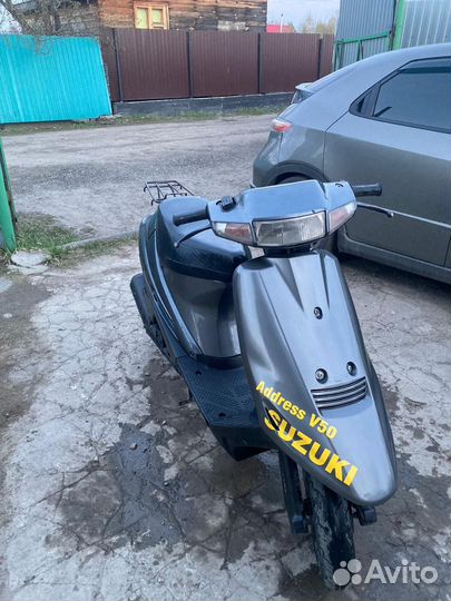 Suzuki address v100