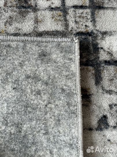 Палас новый