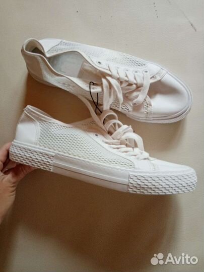 Кеды bershka 38,39
