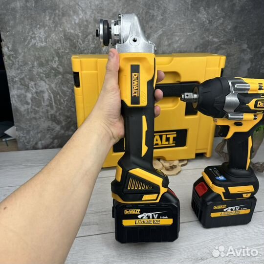 Набор аккумуляторного инструмента 2 в 1 dewalt