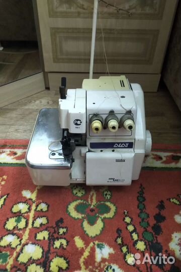 Оверлок для швейной машины агат don lock 54 d3
