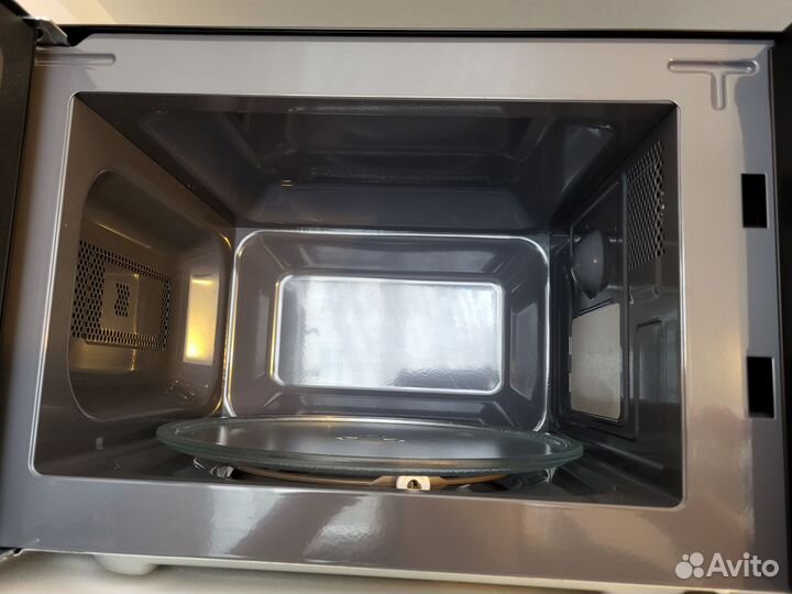 Микроволновая печь