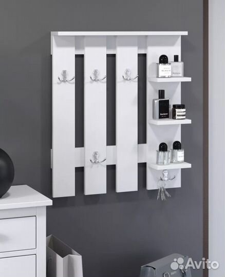 Вешалка настенная в прихожую новая