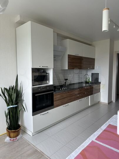 3-к. квартира, 81 м², 10/10 эт.