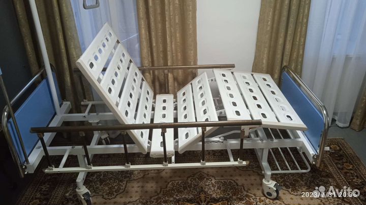 Медицинская кровать для лежачих больных