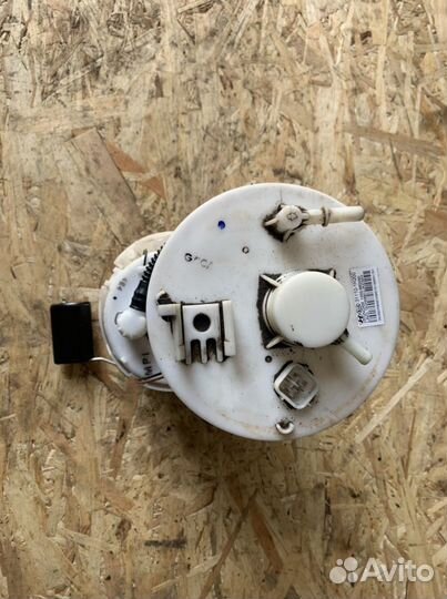 Бензонасос Kia Rio 3/ Hyundai Solaris (1.4-1.6 л)