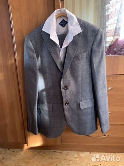 Школьный костюм для мальчика 142