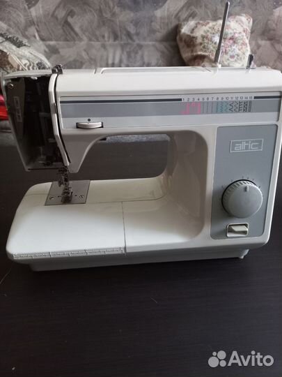 Швейная машина Jaguar