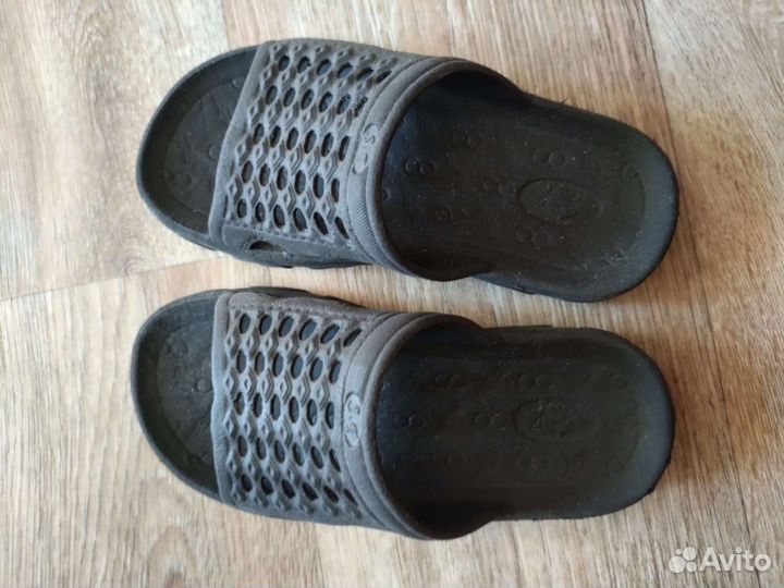 Шлепанцы для мальчика