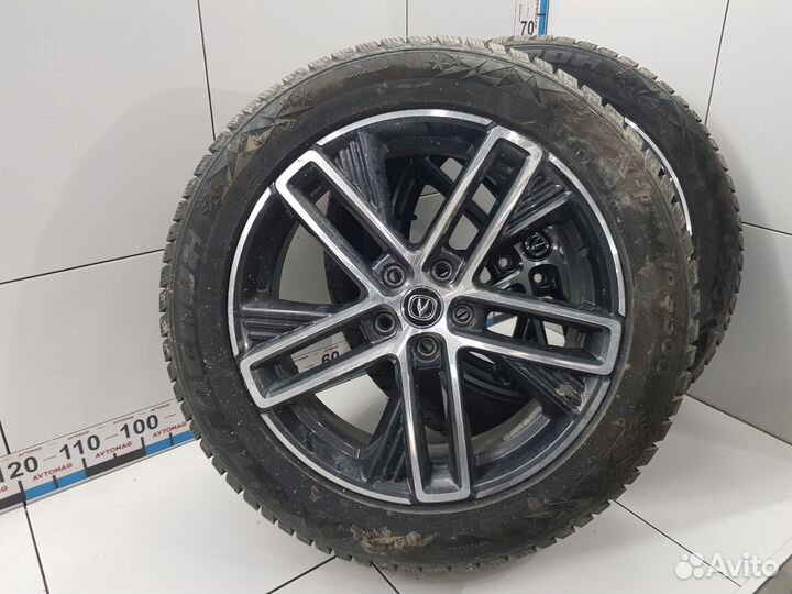 Комплект зимних колес 225/55 R19