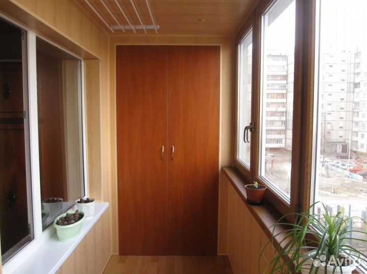 Остекление и отделка балконов