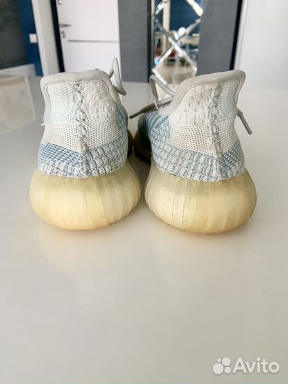 Кроссовки adidas yeezy boost