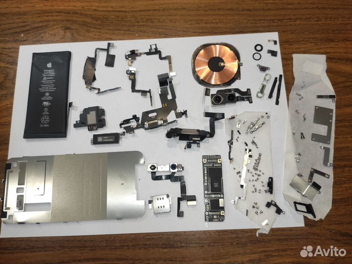 Запчасти для iPhone 11