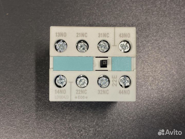 Siemens 3RH1921-1HA22 новый, 2 шт