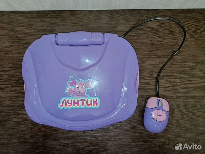 Детский развивающий ноутбук