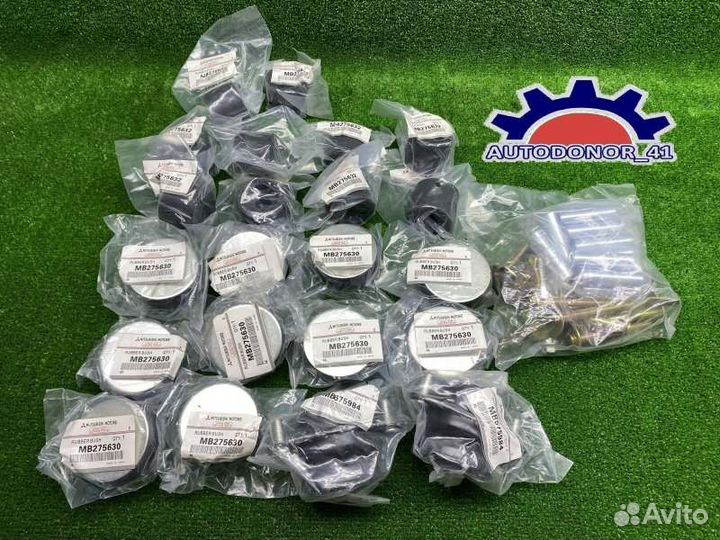 Подушка кузова Mitsubishi Pajero V44W 4D56