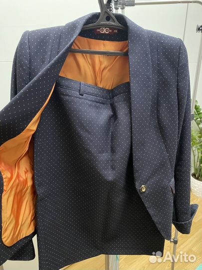 Костюм классический женский 44