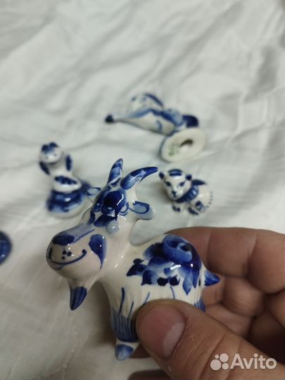 Статуэтки из фарфора
