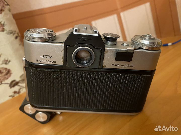 Фотоаппарат Zenit-E с приставкой