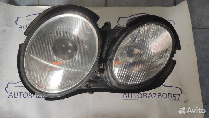 Фара левая ксенон Mercedes Benz CL W215