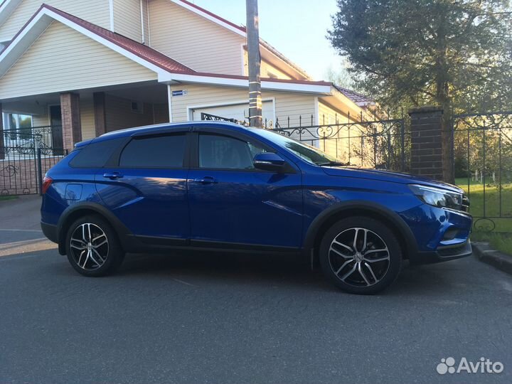 LADA Vesta Cross 1.8 МТ, 2021, 25 900 км