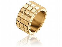 Золотое кольцо бренда Chopard