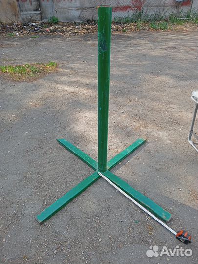 Опора крестовая для уличного зонта