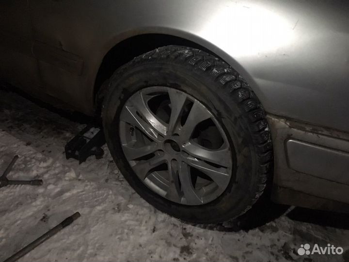 Nokian Tyres Hakkapeliitta 4 235/55 R17 101T