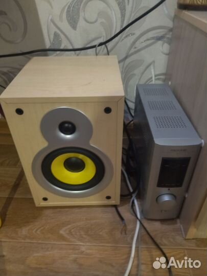 Акустические колонки microlab pro 2