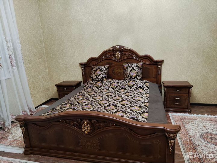 Спальный гарнитур