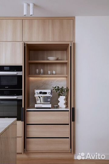 Кухонный гарнитур на заказ от фабрики