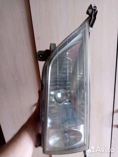 Продам фару тоета Карина 212 кузов