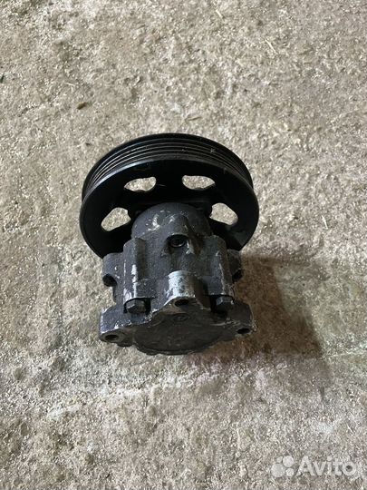 Насос гур VW Passat B5 1.6 AHL