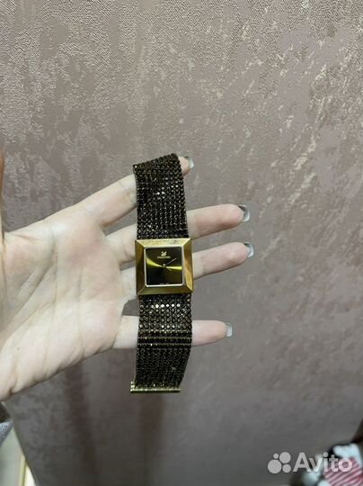 Женские часы swarovski с дефектом