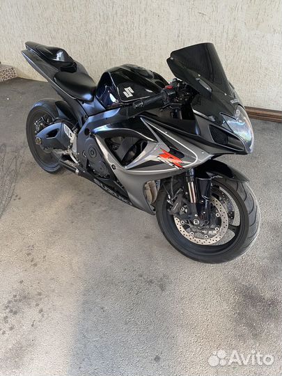 Suzuki GSX-R 750