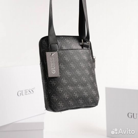 Сумка Guess через плечо