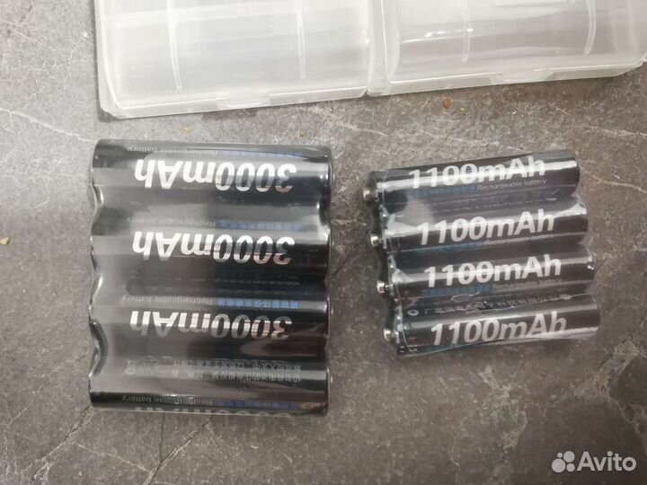 Зарядное устройство для AA, AAA аккумуляторов