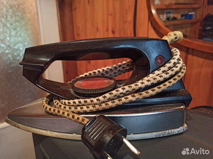 Утюг советский