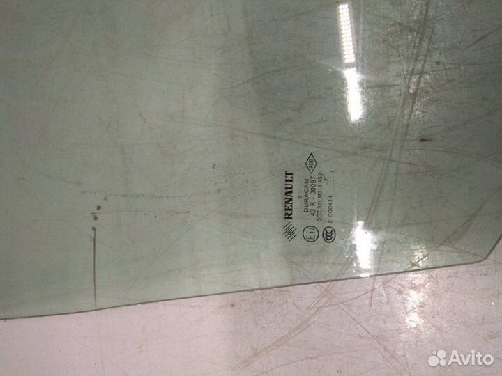 Стекло двери заднее правое Renault Fluence седан