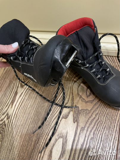 Лыжные ботинки 36 размер