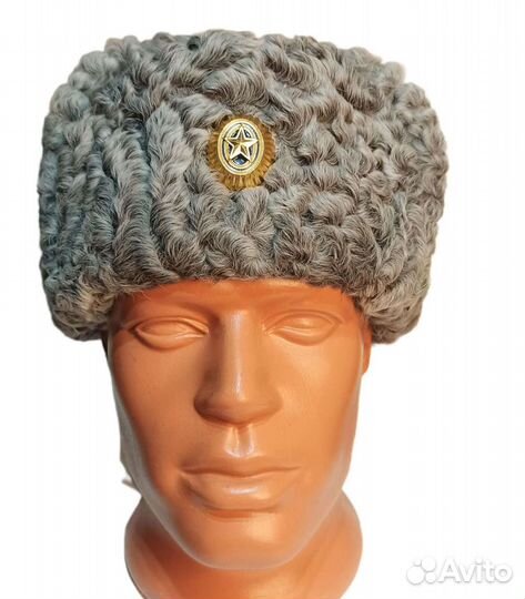 Шапка из каракуля с верхом темно-оливковым