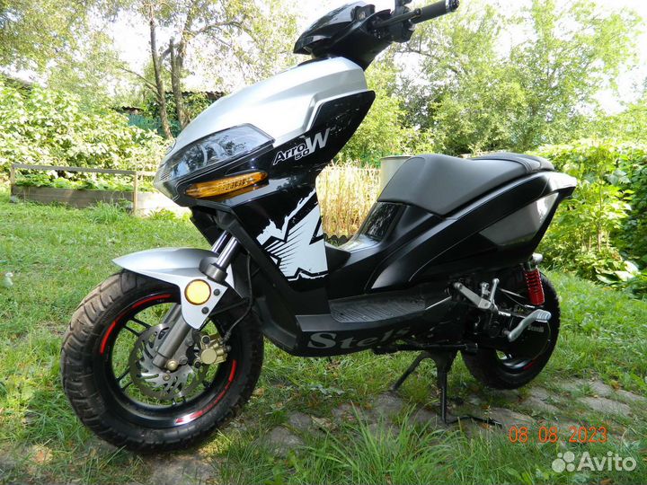 Скутер Stels Arrow 50