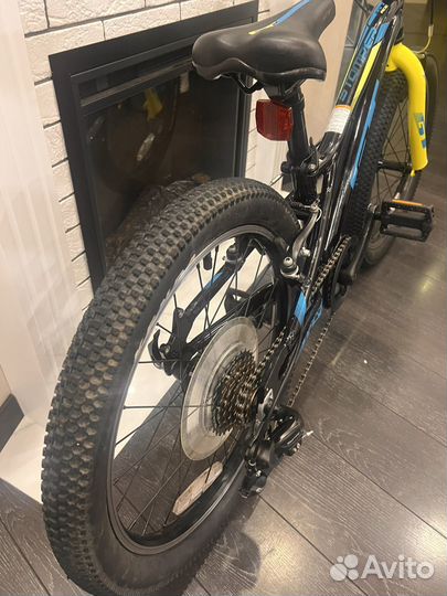 Велосипед gt stomper 20