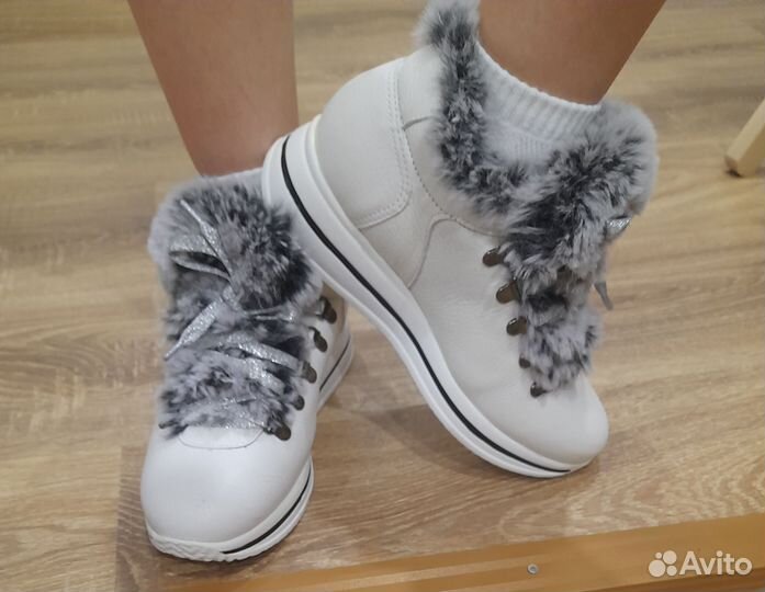 Новые ботинки кроссовки зимние 36р