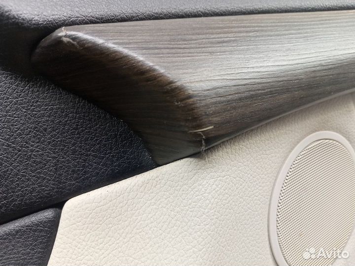 Обшивка двери передней правой 5-serie GT F07 2009