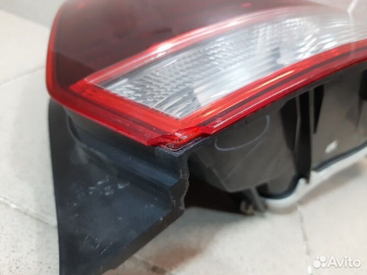 Фонарь задний правый Volkswagen Polo SED