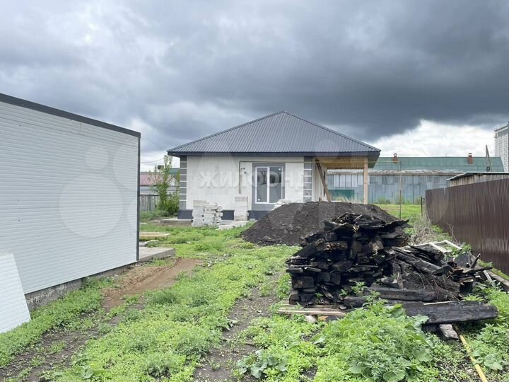 Дом 112 м² на участке 9,5 сот.